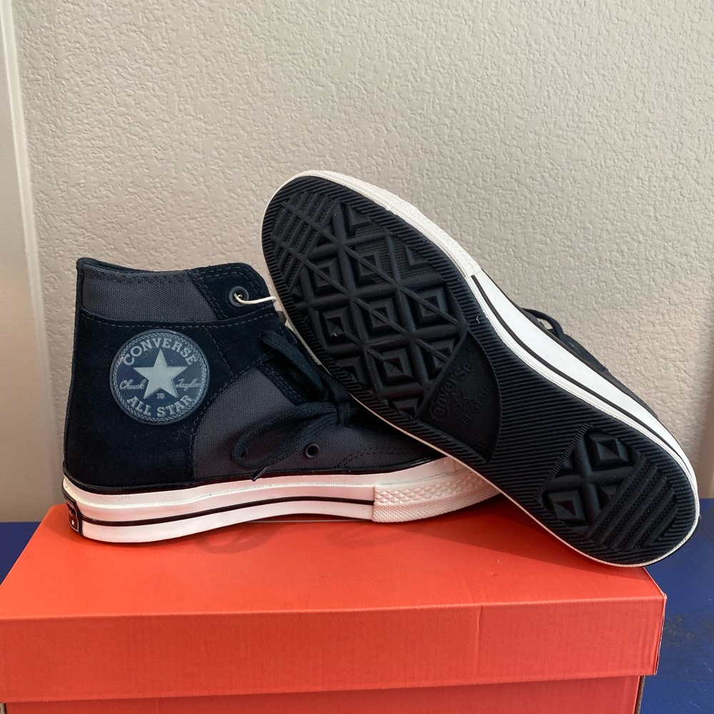 (NEW) Converse CHUCK 70 HI Monochrome High-Top Sneakers. Beautiful and timeless. - Picture 6 of 8
